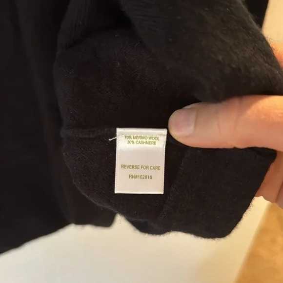 Garnet Hill Black Merino Wool Cashmere Oversized Turtleneck Sweater EUC - Picture 4 of 6